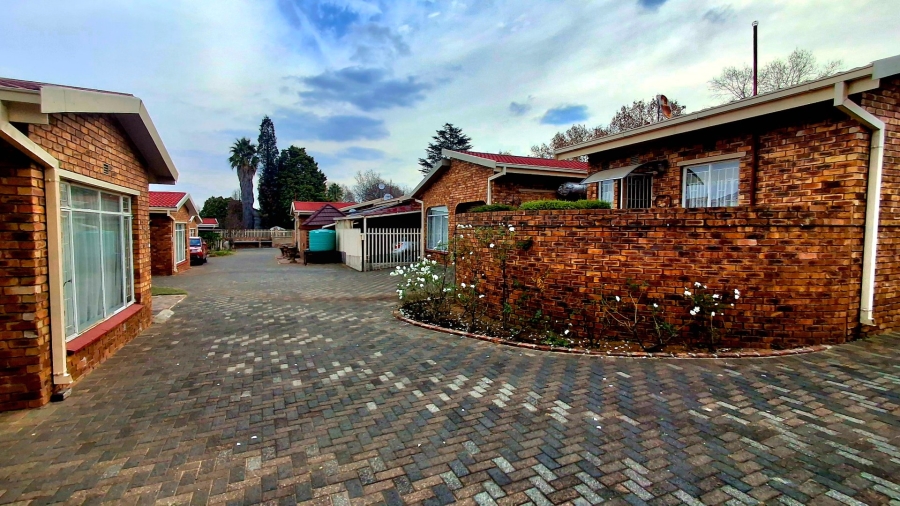 2 Bedroom Property for Sale in Sasolburg Ext 11 Free State